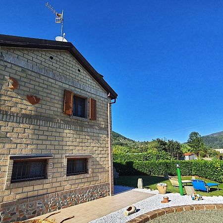 Spicchio Di Luna - Casa Vacanze Albiano Magra ภายนอก รูปภาพ