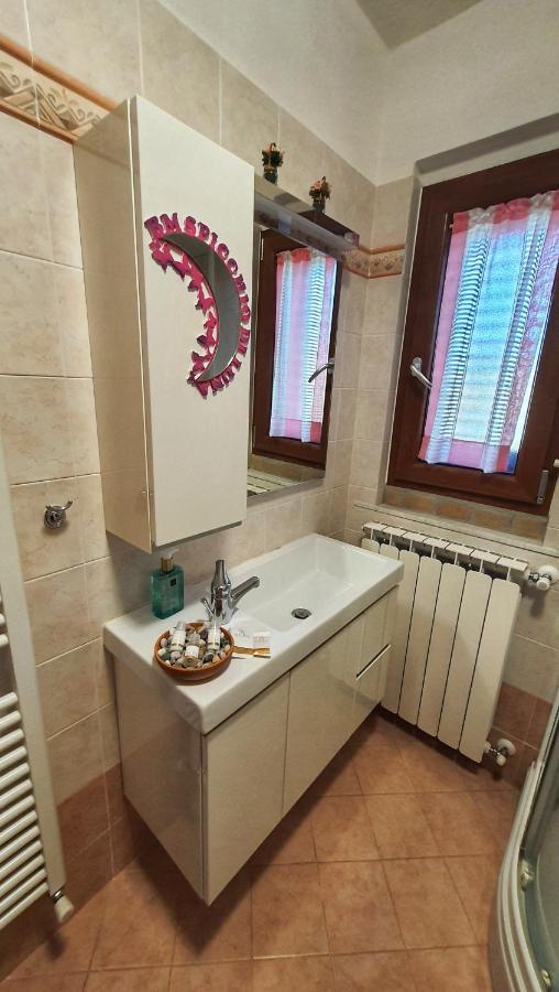 Spicchio Di Luna - Casa Vacanze Albiano Magra ภายนอก รูปภาพ