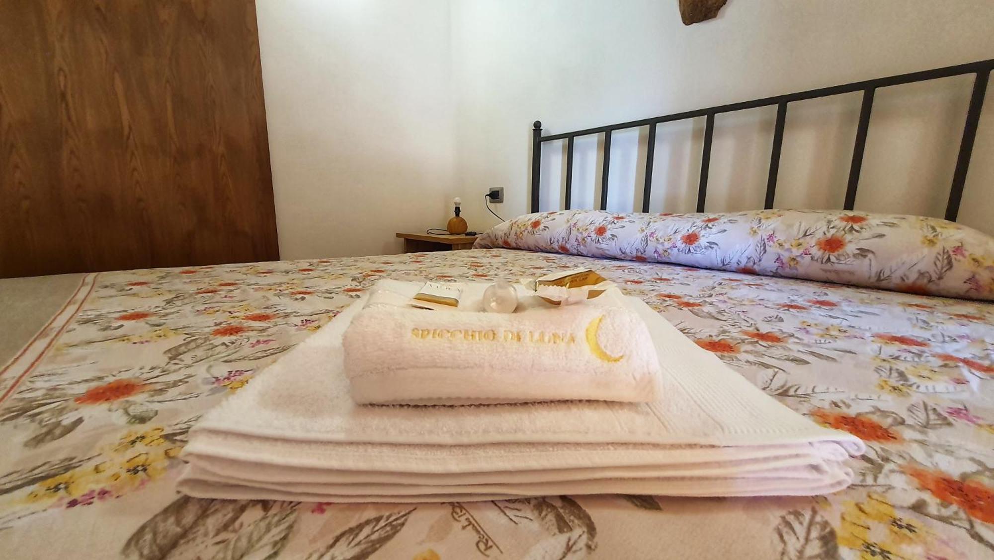 Spicchio Di Luna - Casa Vacanze Albiano Magra ภายนอก รูปภาพ